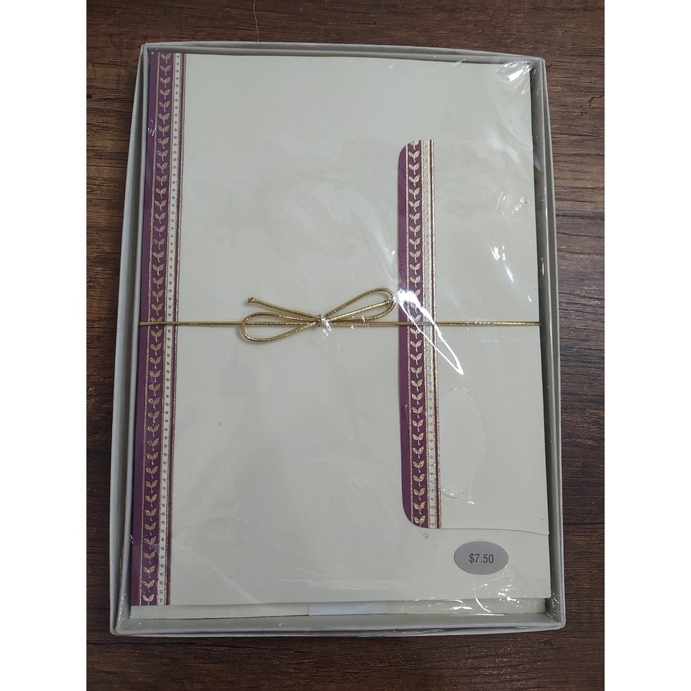 Hallmark Stationary Set Paper And Envelopes Original Box Unused Vintage